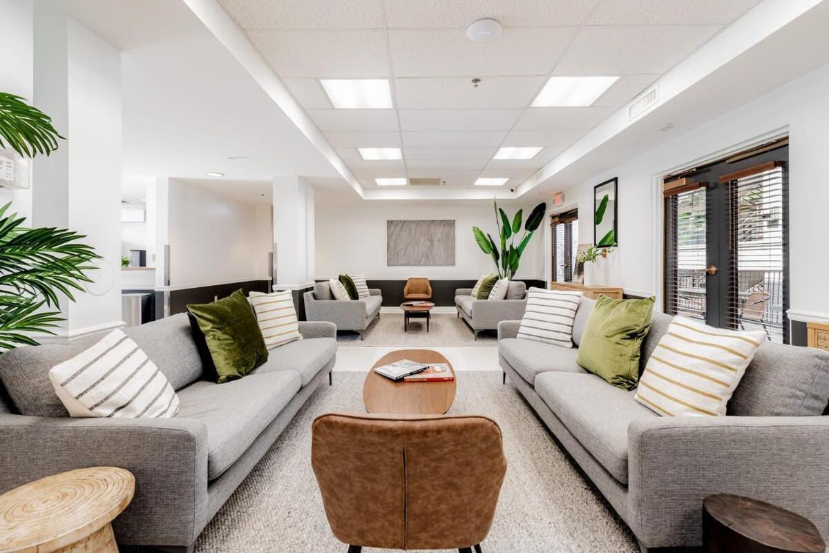 Cozysuites Cwe King Suite With Parking! Tower Grove Buitenkant foto